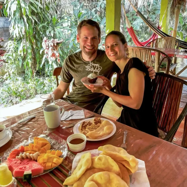 breakfast couple